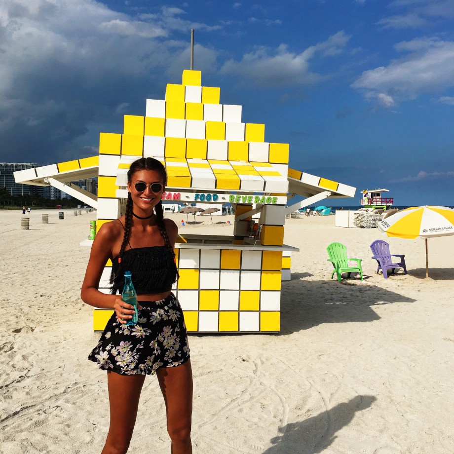 Влогерка Рита Нестерець