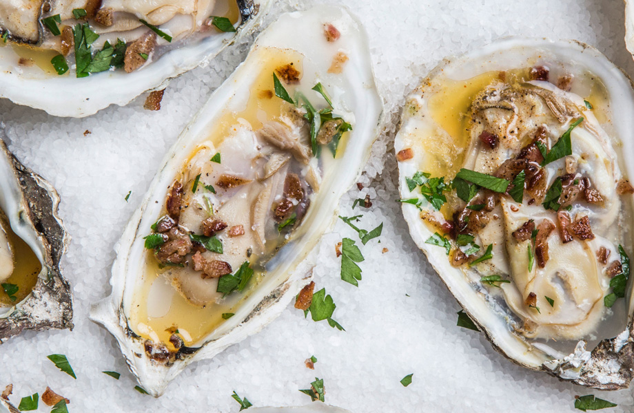 Как правильно есть устриц