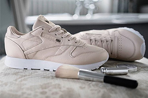 FACE Stockholm и Reebok создали кроссовки с оттенками романтичного макияжа