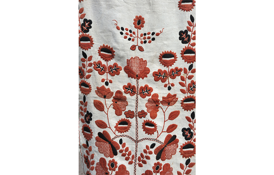 Народная вышивка