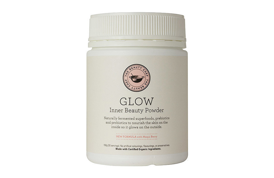 БАД Inner Beauty Powder, The Beauty Chef. Красота идет изнутри, уверены создатели бьюти-порошка, который работает как нутрикосметика. Смесь содержит пудру киноа, чиа, зеленый чай, имбирь, куркуму и другие суперфуды. Shenbeauty.com, $70