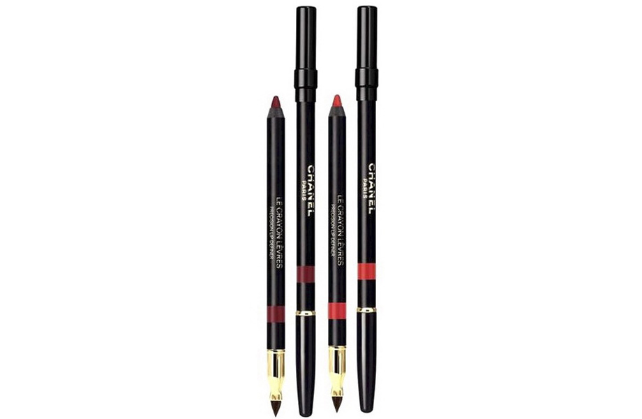 Карандаш для губ Chanel Le Crayon Levres в двух оттенках: Seduction (красно-сливовый), Desire (оранжево-красный)