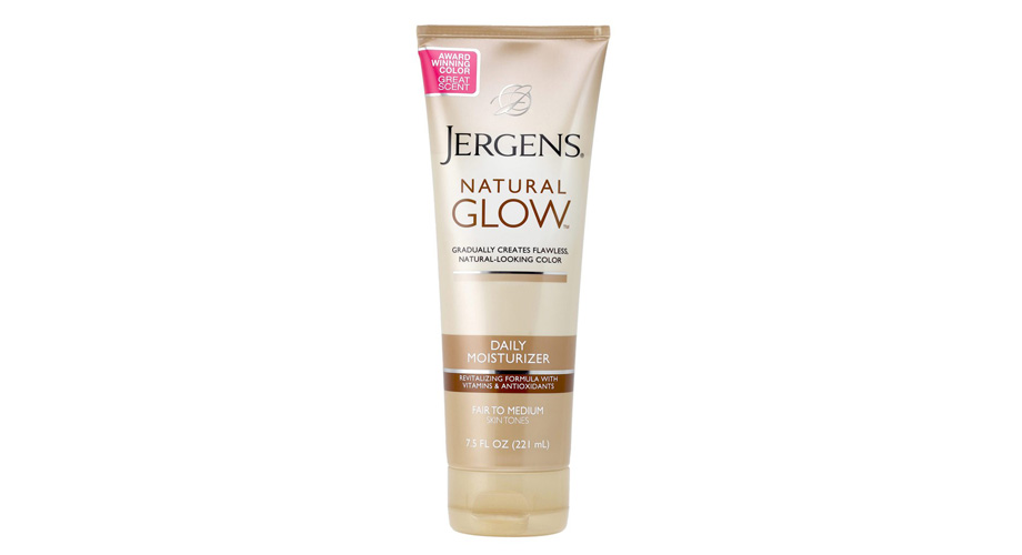 Увлажняющий крем-автозагар Natural Glow Daily Moisturizer, Jergens. Идеальный загар без солнца вполне реально получить, пользуясь специальным кремом. Впервые это доказали в Jergens. Ulta.com, $9,99