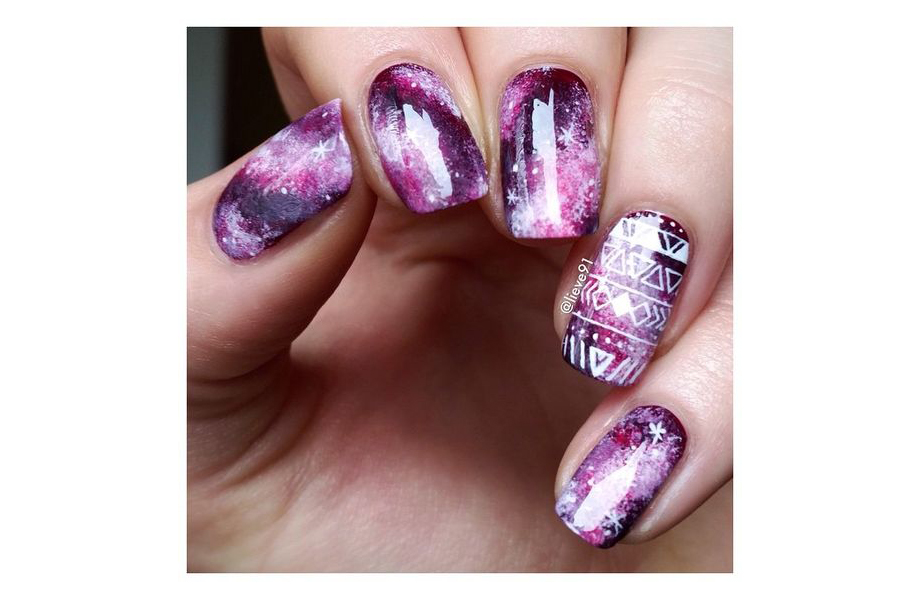 Space nail art