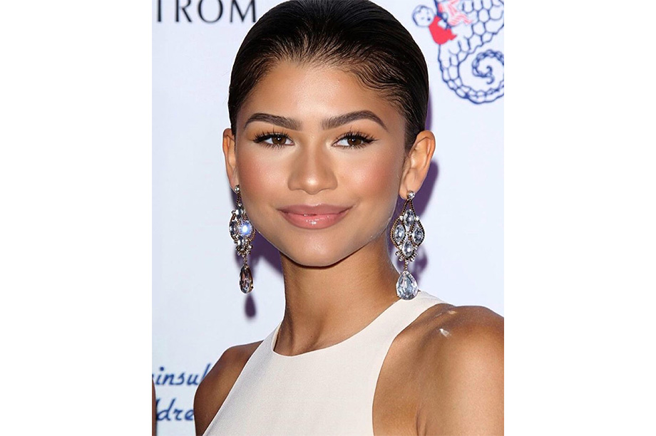 Монохромный макияж