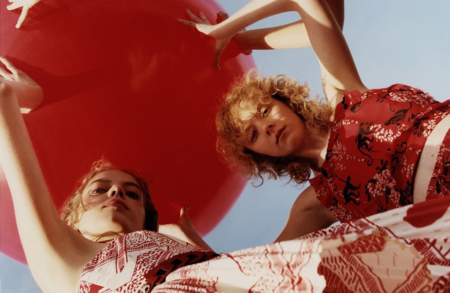 Valentino будет выпускать косметику вместе с L'Oreal