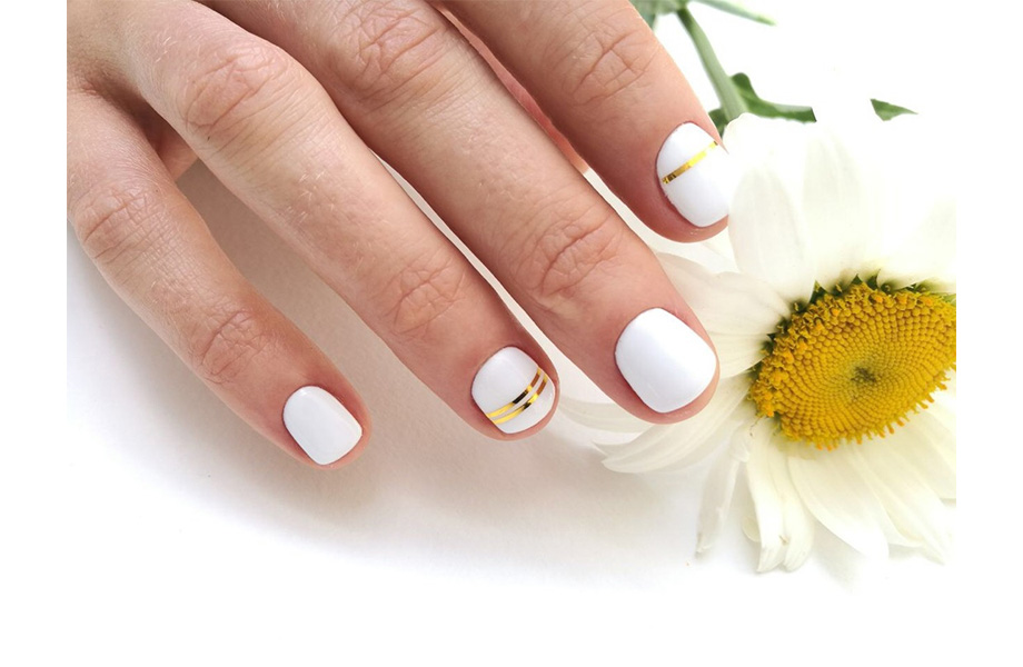 маникюр с золотом