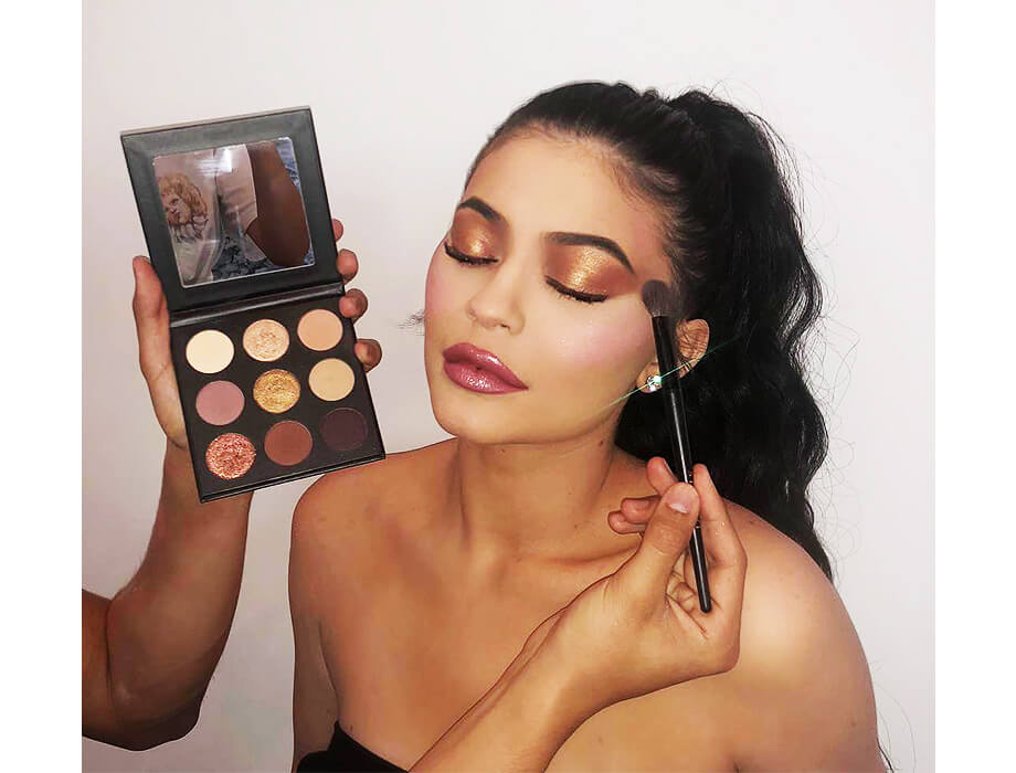 сделать макияж как у Кайли Дженнер