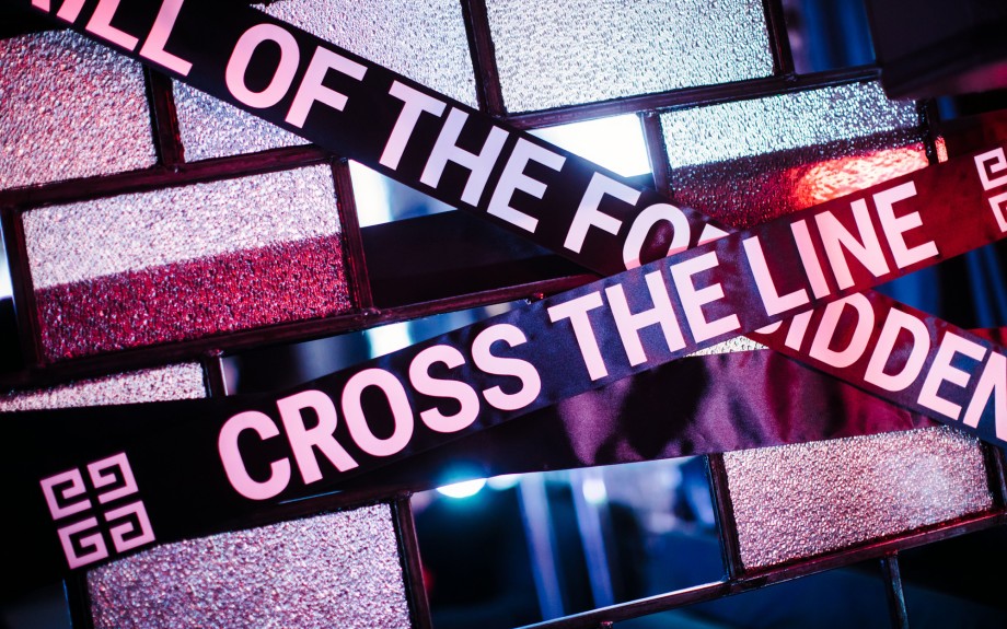 Givenchy, L’Interdit