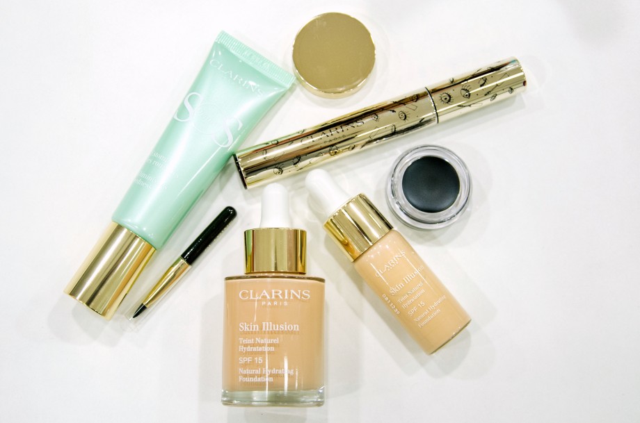 Презентация тональной основы Clarins Skin Illusion SPF 15