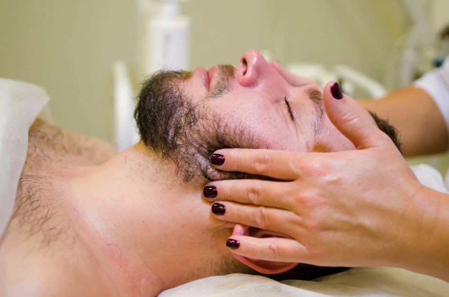 омолаживающий массаж для лица