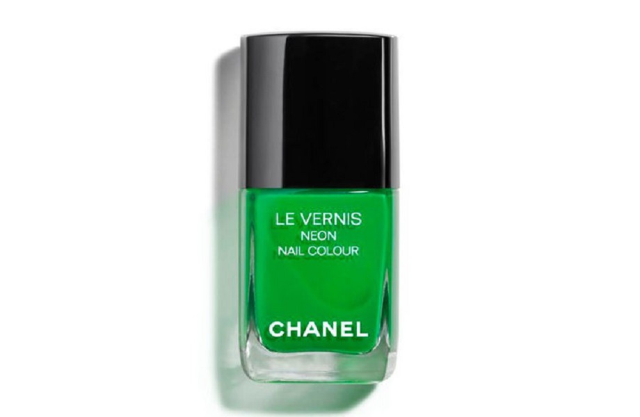 Chanel Le Vernis Neon Nail Colour Fantastic