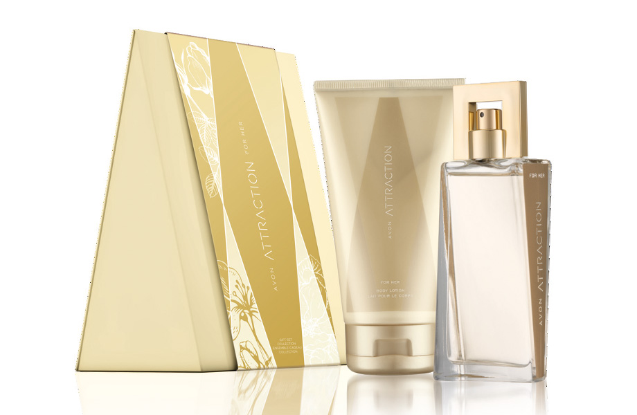 Avon, Attraction Holiday Set