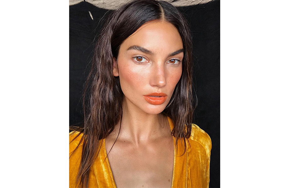 Брови для широко посаженных глаз