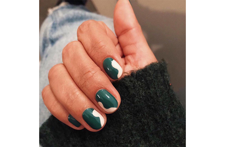 Маникюр плавающий френч