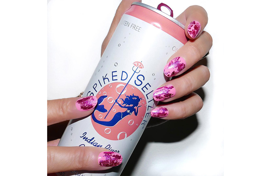 Новогодний маникюр дизайны