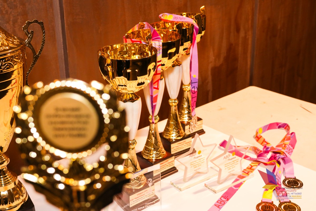 Чемпионат Украины по парикмахерскому искусству, ногтевой эстетике и визажу 2019