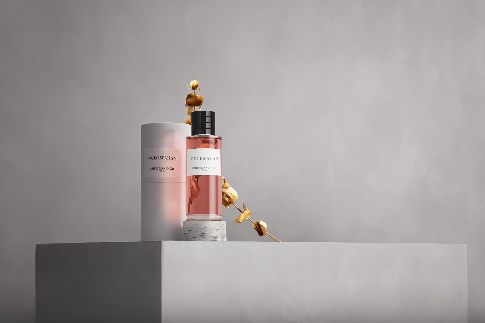 Christian Dior представил рождественскую beauty-коллекцию