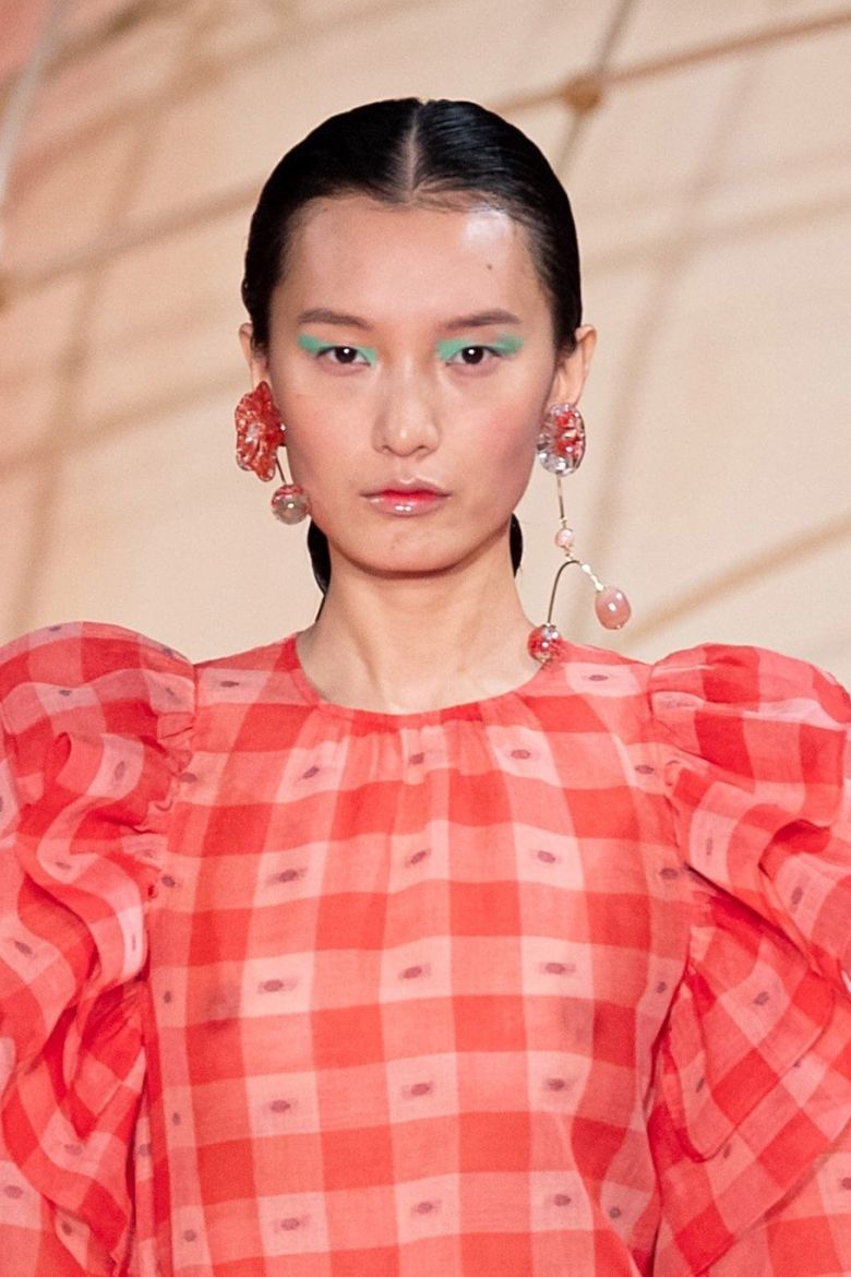 Топ-7 beauty-трендов, которые мы будем носить уже этой весной