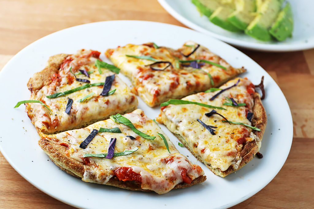 Кето-пицца за пять минут