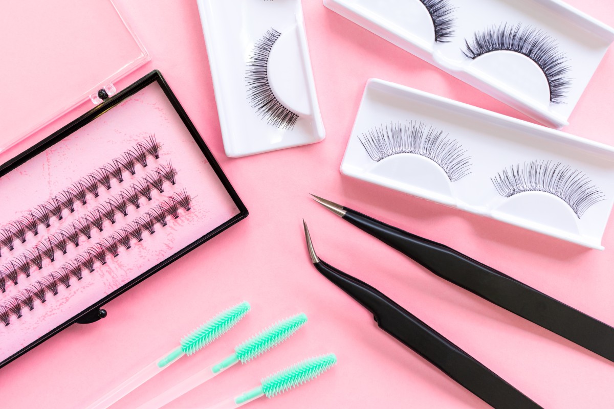 Как снять наращённые ресницы