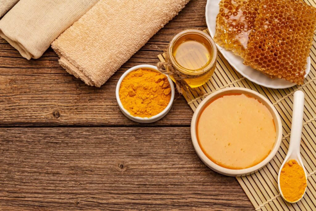 Куркума для красоты кожи и волос: топ-5 бьюти-лайфхаков