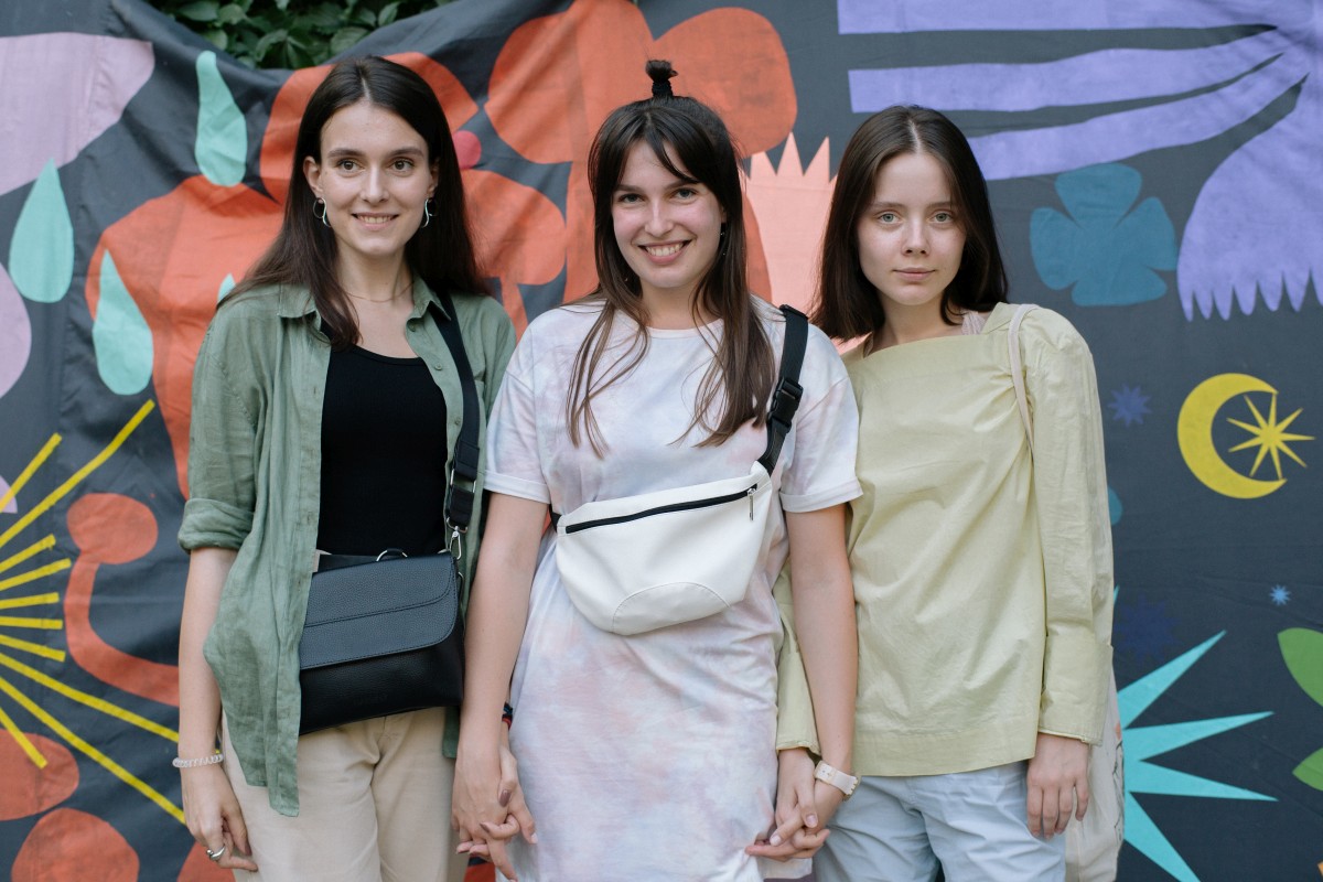 Event: открытие новой картинной выставки Boys by Girls