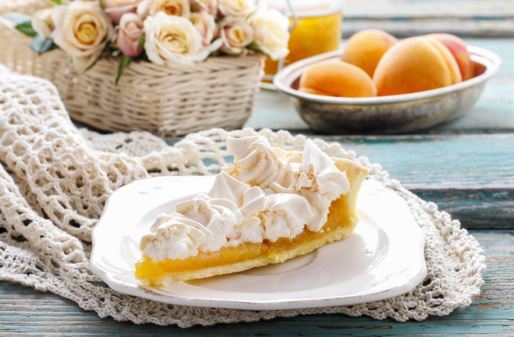 абрикосовый пирог со сливками рецепт