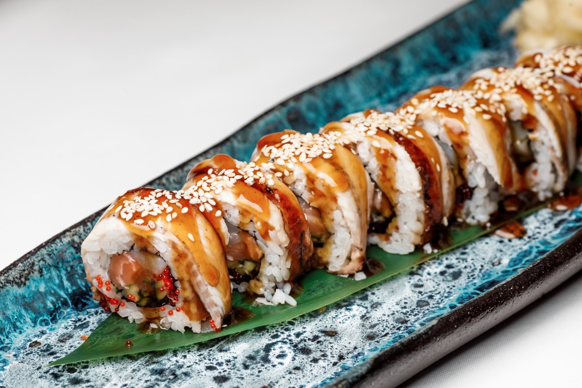 H bar в отеле Hilton Kyiv: невероятные коктейли и четыре кухни мира