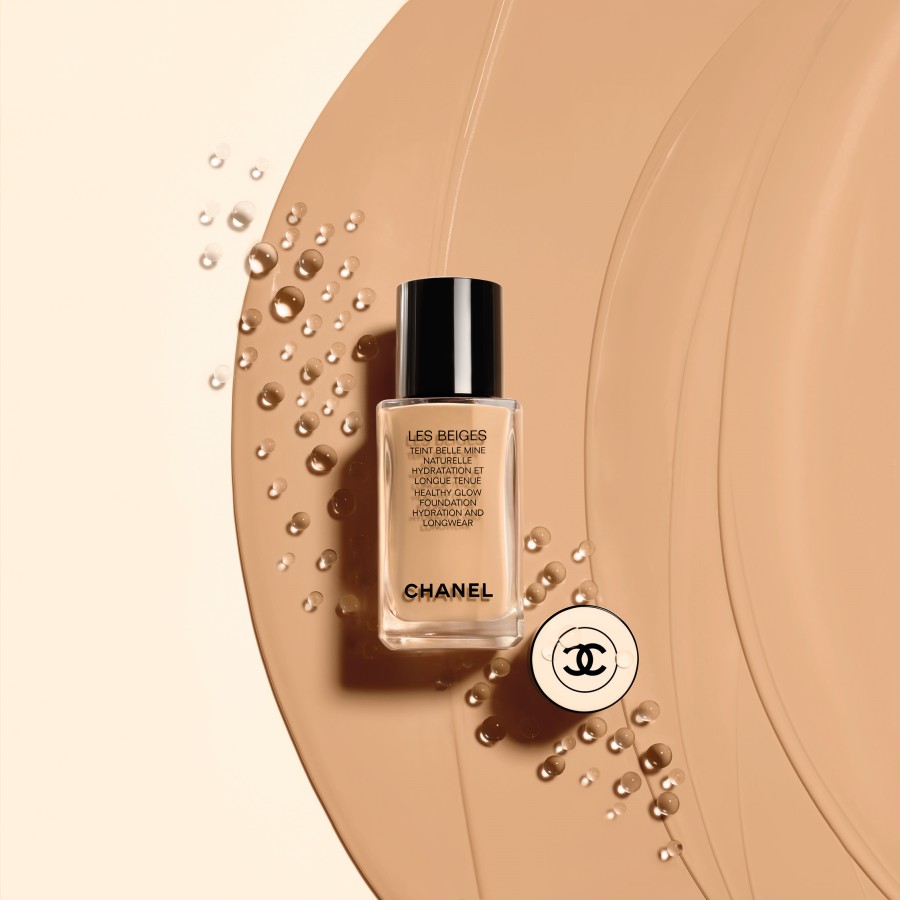 Les Beiges Healthy Glow Foundation Hydration and Longwear