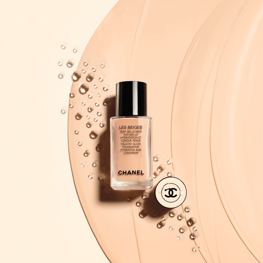 Les Beiges Healthy Glow Foundation Hydration and Longwear