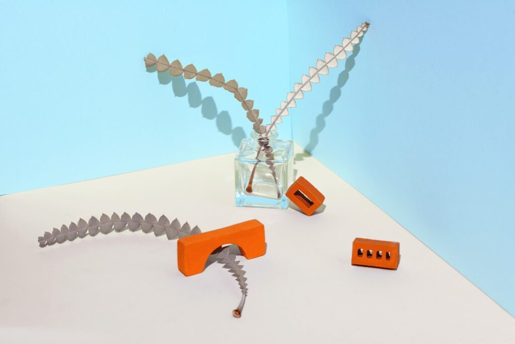 Парфюмерная ностальгия: лучшие ароматы 90-х