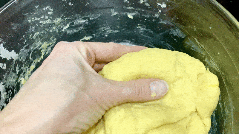 как приготовить тесто для штоллена