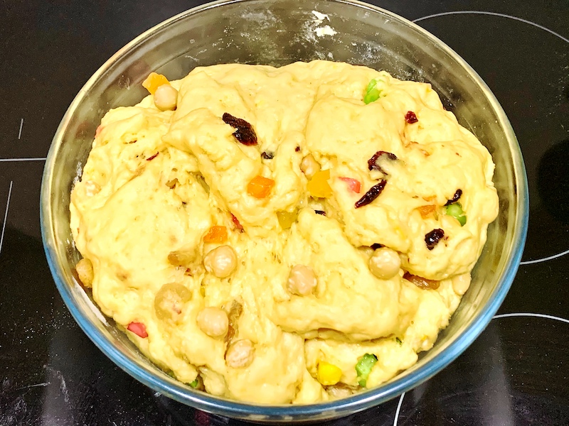 тесто для штоллена