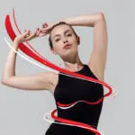 Почему обвисает грудь и что с этим делать?