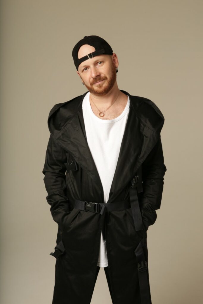 Олександр Друкер – бас-гітара гурту "СКАЙ"