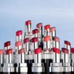 Лілі Роуз-Депп розкриває секрети створення помади Chanel Rouge Coco Bloom (відео)