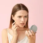 Как быстро убрать покраснение с прыща в домашних условиях