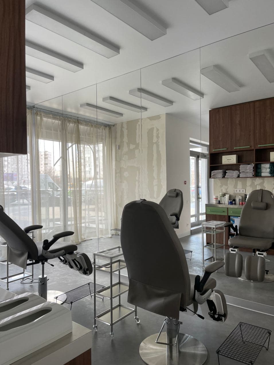 Плюс один: мастерская массажа лица Sculptor открылась на Левом берегу