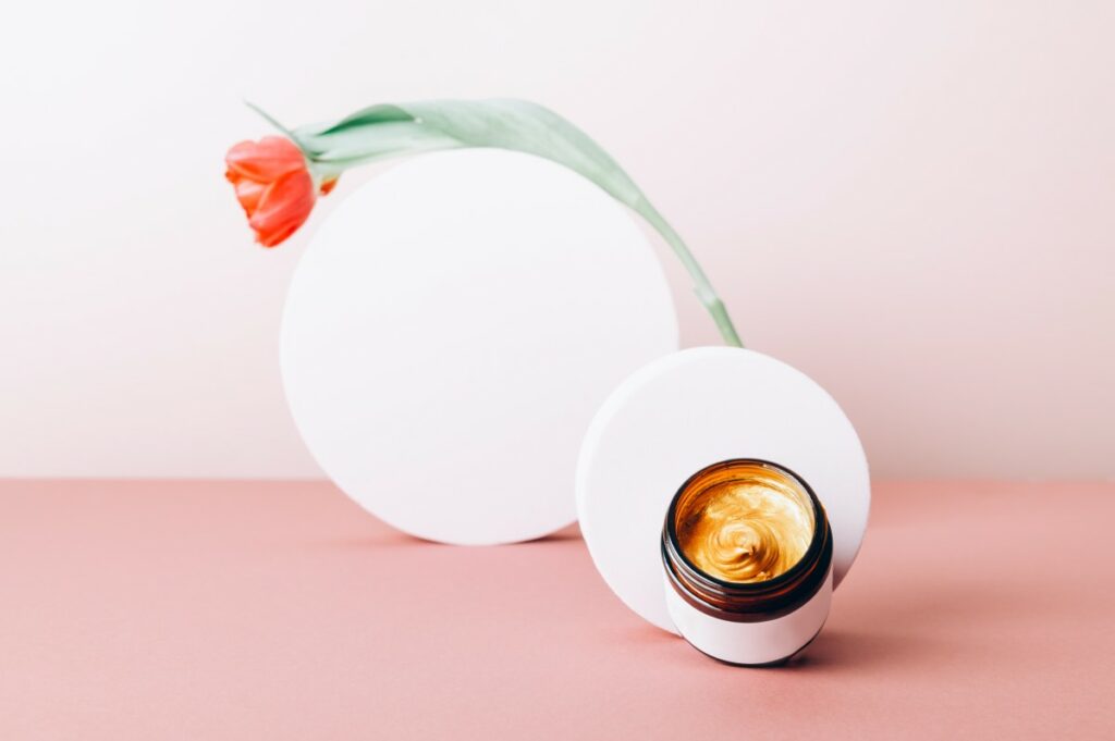 Витамин А: польза для кожи, как его использовать, где найти