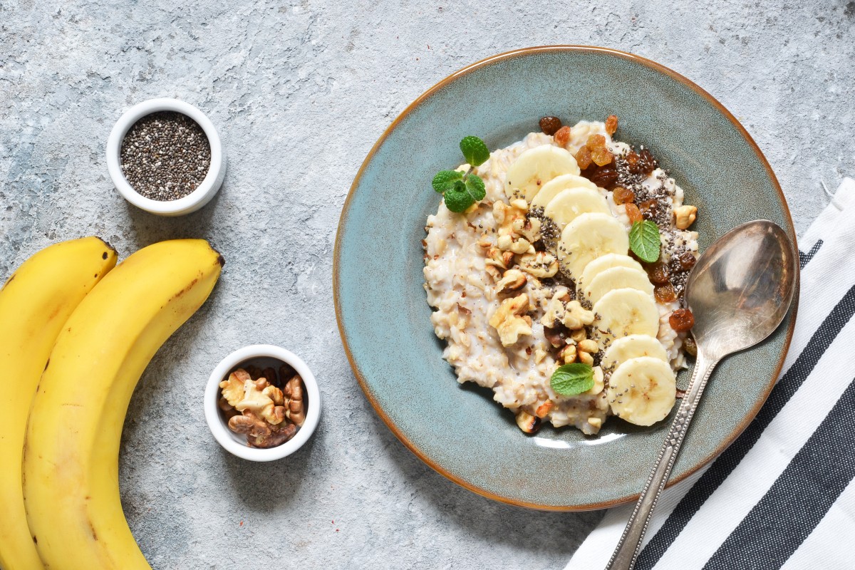 Каша с фруктами на завтрак