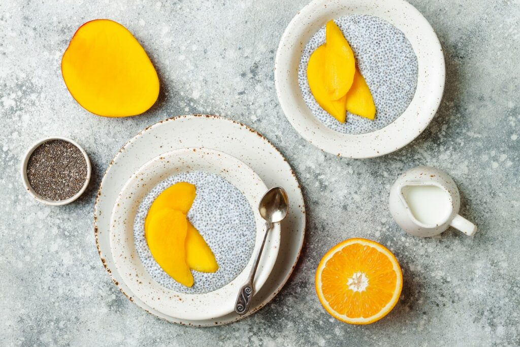 Чиа-пудинг с манго