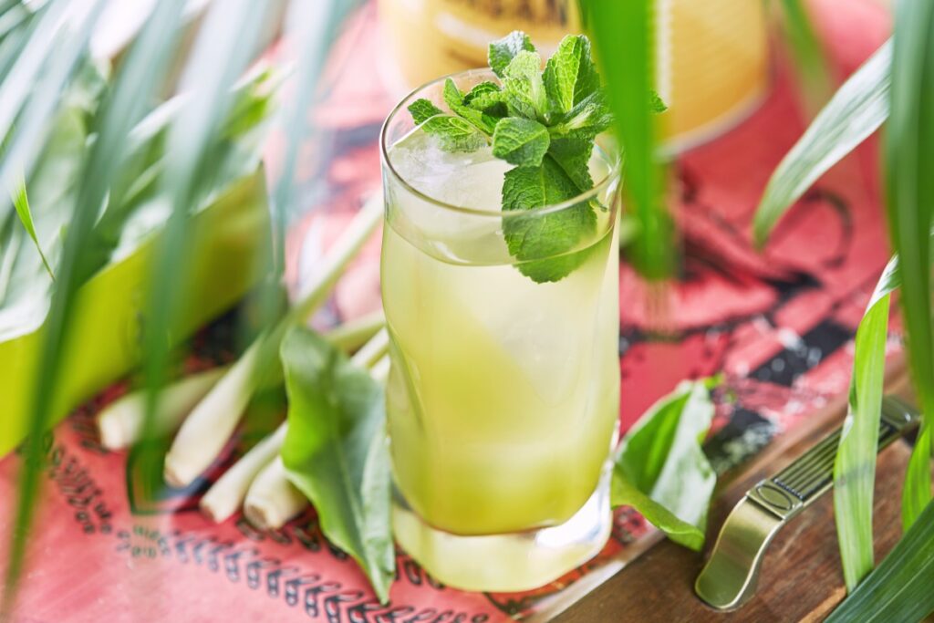 Травяной лимонад