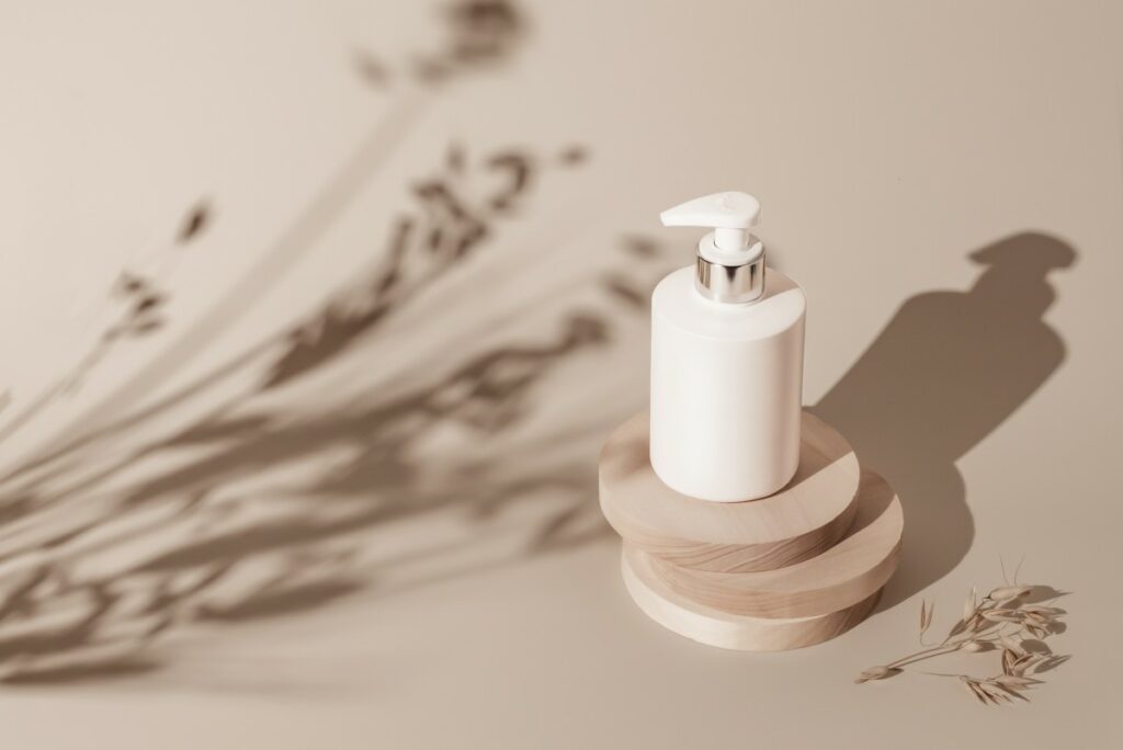 Сезонная аллергия: как ухаживать за кожей в период поллиноза