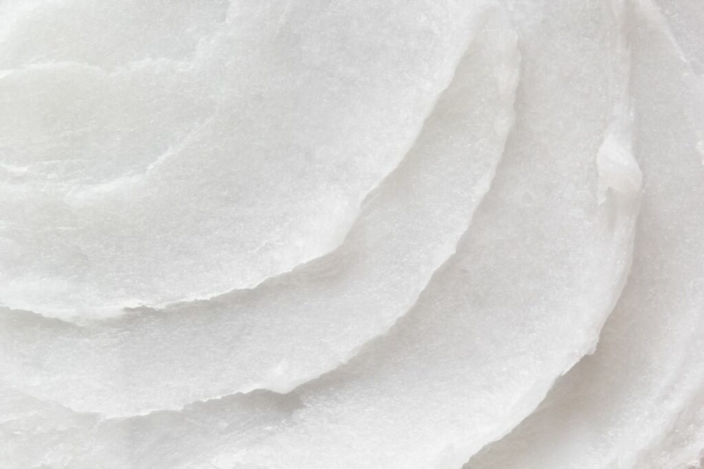 Кокосовое масло для загара: как выбрать лучшее средство