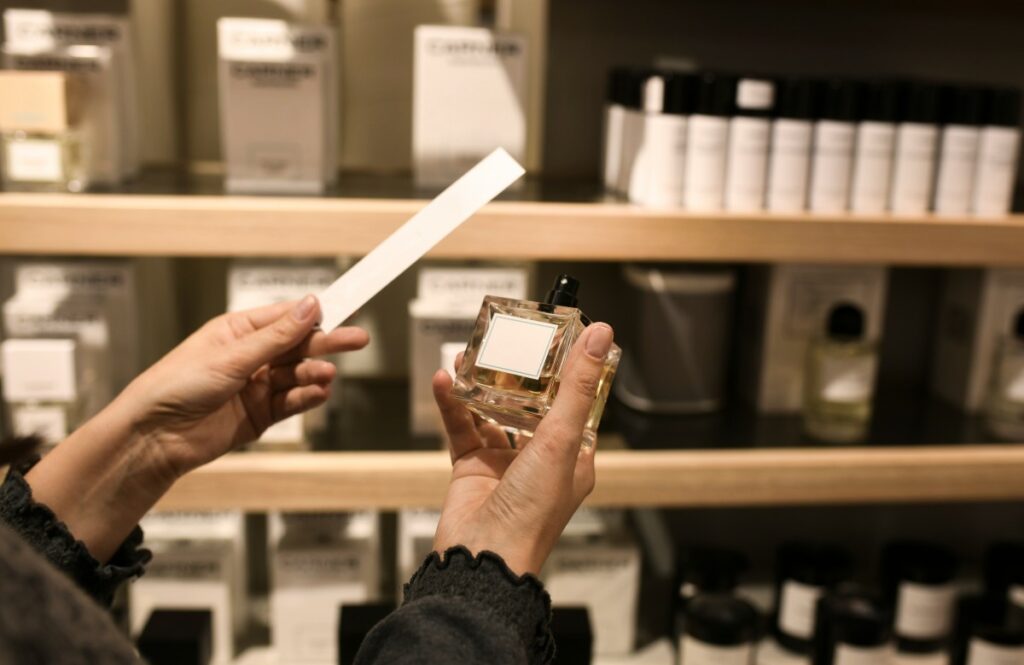 Как выбрать аромат для себя: 5 важных правил