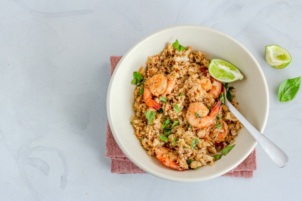 Рис «жасмин» с руколой и креветками