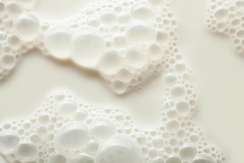 Молочная сыворотка: польза, применение в косметологии