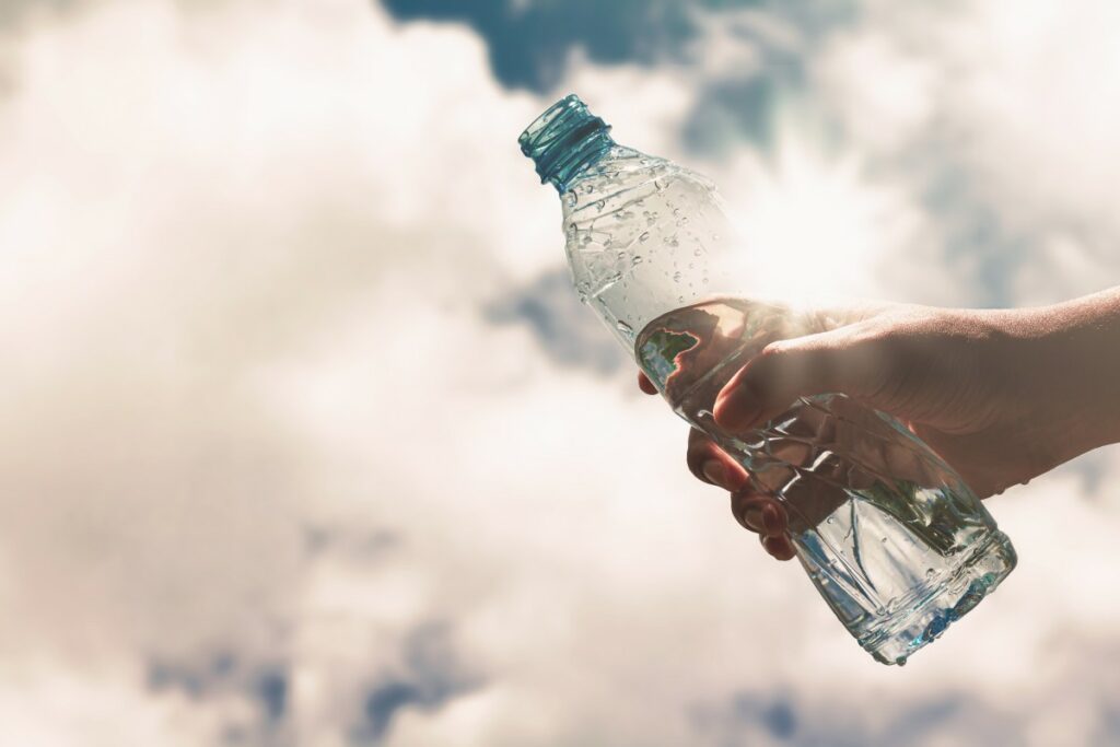 Сонячний удар: симптоми, перша допомога в разі перегрівання