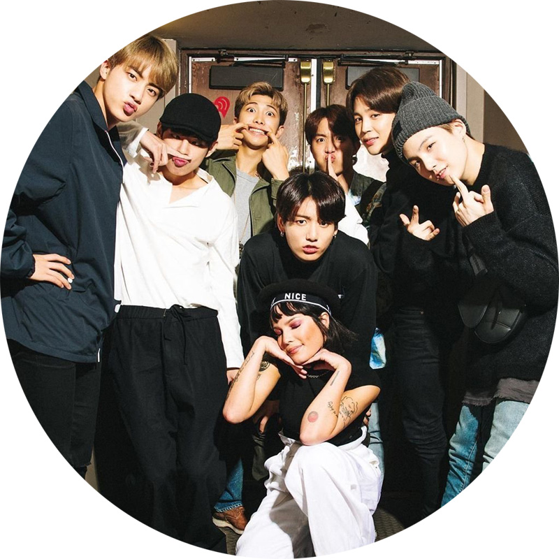 БТС и Холзи